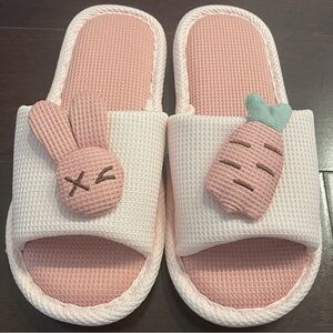 New Women Indoor Non-slip Slippers, Rabbit & Carrot decor Pink Size 36-37